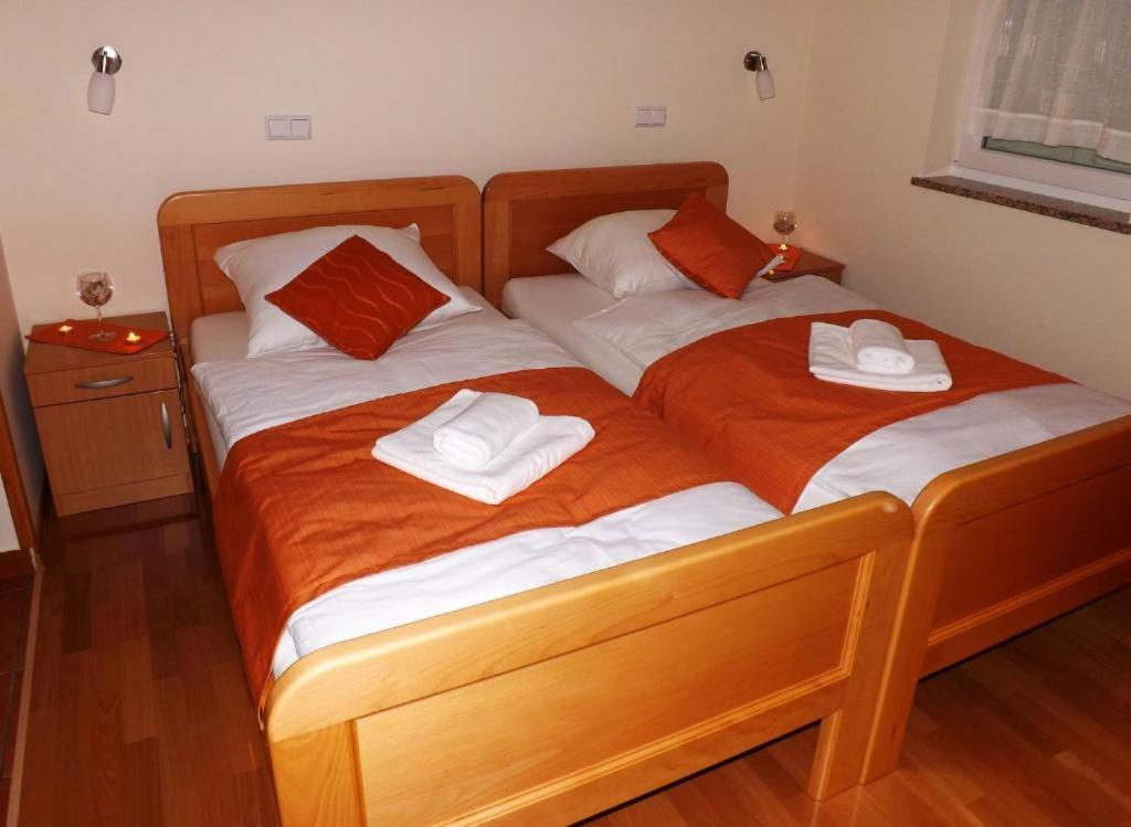 B&B Pansion Vago Malinska Exterior photo