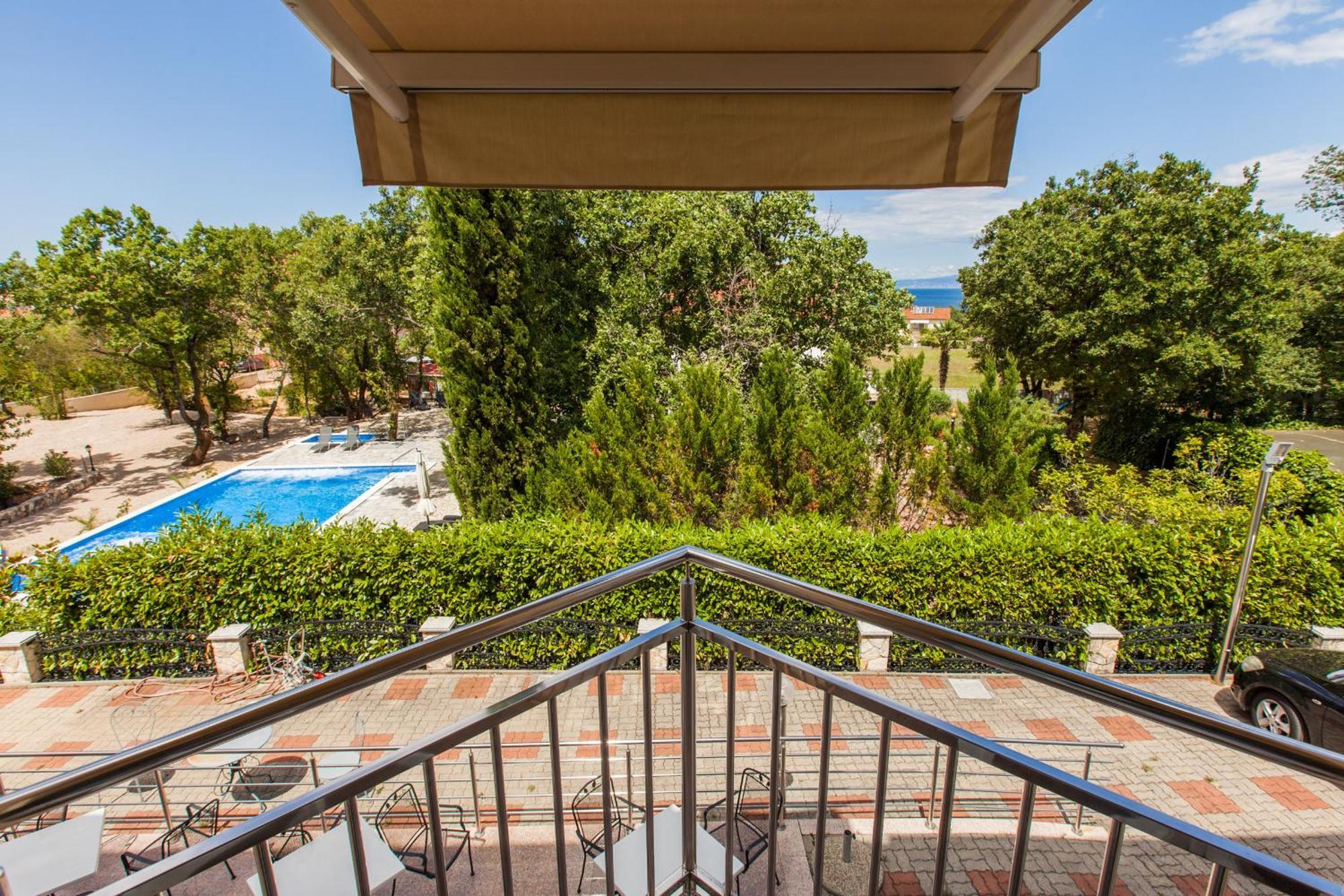 B&B Pansion Vago Malinska Exterior photo